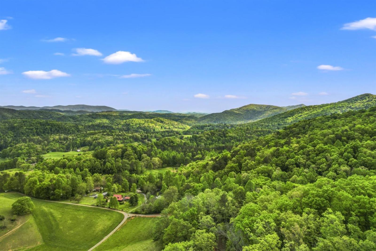 Hidden Star Hideaway-Blackberry Farm-Smoky Mtn Nat Park-Hot Tub- Fire Pit- Fenced Yard- Pet Friendly Walland Dış mekan fotoğraf